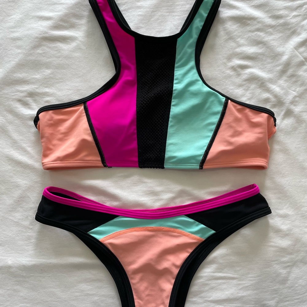 Colorful Sporty Bikini Set